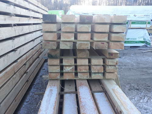 Drewno konstrukcyjne szorstkie
